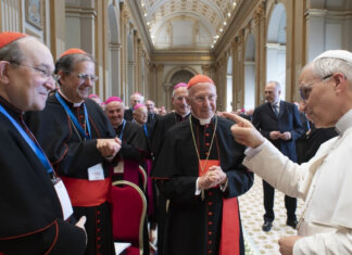 Trump contro Papa Leone, vescovi toscani: “Vicini al Santo Padre, voce insostituibile per la pace” Trump contro Papa Leone, vescovi toscani: "Vicini al Santo Padre, voce insostituibile per la pace"