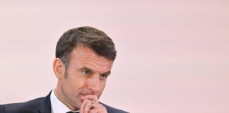 Macron, addio alla politica: “Lascio quando scade mandato da presidente”