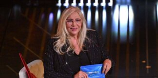 Mara Venier, costretta a riposo per problemi al menisco: cosa è successo