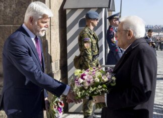 Mattarella: “Libano sotto una tempesta di bombardamenti devastanti”