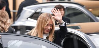 Meloni nel Golfo: “No visita simbolica, si decide nostra sicurezza e futuro economico”