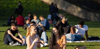 Meteo weekend quasi estivo, picchi fino a 28°C: poi cambia tutto