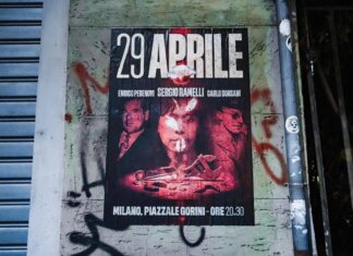 Milano, aggredito mentre strappava manifesti per Ramelli: 4 denunce