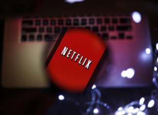Netflix, tribunale: “Illegittimi aumenti abbonamenti 2017-24, rimborsi fino a 500 euro”