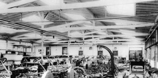 Opel, 120 anni di crescita: dalla millesima auto alla leadership europea