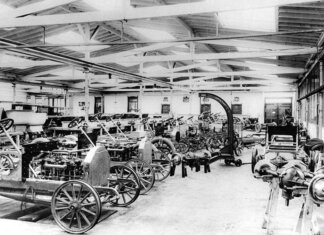 Opel, 120 anni di crescita: dalla millesima auto alla leadership europea