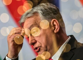 Operazione Gamechanger, fondi bloccati all’Ucraina e controllo sulla stampa: 16 anni di Orbán a 10 giorni dal voto
