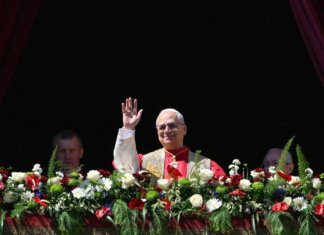 Prima Pasqua da Papa per Leone XIV, l’omelia: “No all’indifferenza alla morte”