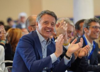 Renzi lancia le primarie delle idee: “Meloni in crisi, ma per vincere serve centrosinistra credibile. Noi decisivi” Renzi lancia le primarie delle idee: "Meloni in crisi, ma per vincere serve centrosinistra credibile. Noi decisivi"