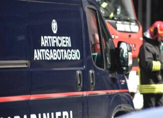 Roma, molotov esplosa davanti a un palazzo a San Giovanni