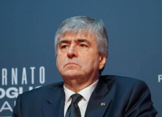 Sanremo, la Nazionale Cantanti, l’Expo: chi è il nuovo ministro del Turismo Gianmarco Mazzi