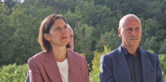 Elly Schlein a Sant’Anna di Stazzema, la leader Pd oratrice ufficiale il 25 aprile: “Sono molto onorata” Elly Schlein a Sant'Anna di Stazzema, la leader Pd oratrice ufficiale il 25 aprile: "Sono molto onorata"