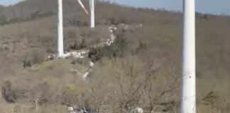 Rave party alle turbine a Montecatini Val di Cecina con 800 giovani da tutta Italia