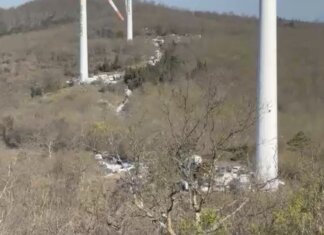 Rave party alle turbine a Montecatini Val di Cecina con 800 giovani da tutta Italia