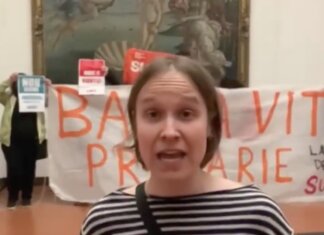 Precari degli Uffizi, la protesta arriva davanti alla Venere del Botticelli
