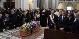 Folla in cattedrale per i funerali di Giacomo Bongiorni