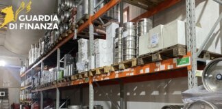 Azienda ‘clone’ per eludere il fisco e per la frode internazionale: maxi sequestro della Finanza nell’Empolese