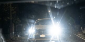 Sei automobilisti su dieci sono infastiditi dai fari auto sempre più potenti