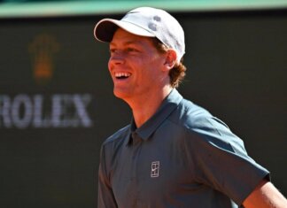 Sinner oggi debutta a Montecarlo, sfida con Humbert: orario e come vedere match in tv