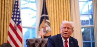 Trump ordina nuovi dazi sui farmaci, rivisti quelli sui metalli