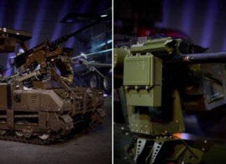 Ucraina, Zelensky annuncia la prima azione di guerra con robot: “Il futuro è in prima linea”