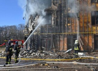 Ucraina, Zelensky denuncia: “Escalation di Pasqua, ecco la risposta della Russia alla proposta di tregua”