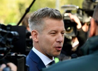 Ungheria, finisce l’era Orban. Trionfo Magyar: “Vittoria storica, liberato il Paese”
