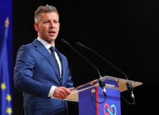 Ungheria, il premier eletto Magyar promette riforme: “I fondi Ue arriveranno presto”