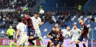 La Carrarese di mister Calabro interrompe la marcia verso i playoff a Reggio Emilia