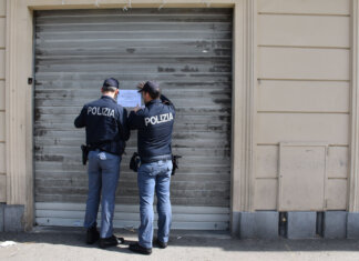 Orari di apertura violati nella sala scommesse ritrovo di soggetti noti alle forze dell’ordine: stop per 15 giorni