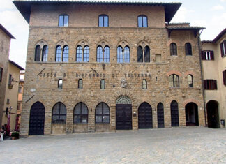 Rinnovo del contratto integrativo, presidio alla Cassa di Risparmio di Volterra