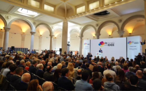 Renzi lancia le primarie delle idee: "Meloni in crisi, ma per vincere serve centrosinistra credibile. Noi decisivi"