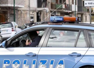 Specialisti delle truffe agli sportelli bancomat in manette a Genova: su di loro pendeva un decreto di fermo