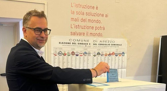 ballottaggi in toscana centrodestra in netto vantaggio ad arezzo con comanducci su ceccarelli da Corrieretoscano.it ballottaggi in toscana centrodestra in netto vantaggio ad arezzo con comanducci su ceccarelli