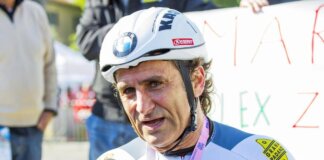 È morto Alex Zanardi: l’ex pilota di Formula 1 e campione paralimpico aveva 59 anni