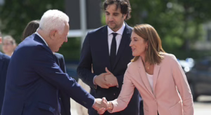 Roberta Metsola a Firenze: "L'Europa ha bisogno di nuova fiducia". Omaggio a David Sassoli