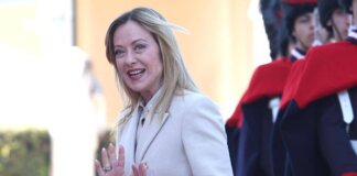 Governo, Meloni: “Da oggi diventa secondo più longevo della storia repubblicana, non traguardo ma responsabilità”