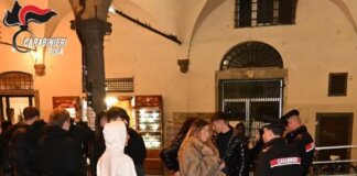 Pisa, spaccio in piazza delle Vettovaglie: arrestato un ventenne piazza vettovaglie carabinieri pisa