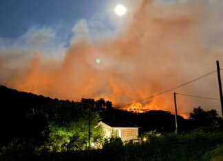 Incendio sul monte Faeta contenuto per il 70 per cento: bruciati 710 ettari di bosco