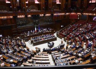 Legge elettorale, oggi voto finale. Bocciato emendamento Vannacci, centrodestra di nuovo diviso. Schlein contro Meloni