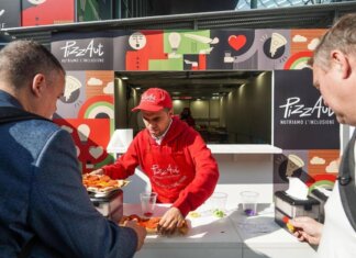 Per Meloni 1 Maggio al ristorante della Fondazione PizzAut di Monza