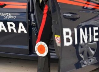 Fermato in scooter addosso ha cocaina e contanti: arrestato carabinieri