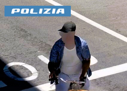 blitz in bici per rubare l8217orologio di lusso poi la fuga in suv arrestati da Corrieretoscano.it blitz in bici per rubare l8217orologio di lusso poi la fuga in suv arrestati