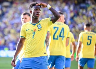 Brasile-Scozia e la profezia della veggente: “Un ufo rapirà Neymar e Vinicius”