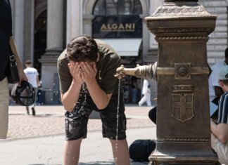 Continua l’ascesa dell’afa, oggi bollino rosso per caldo in 17 città