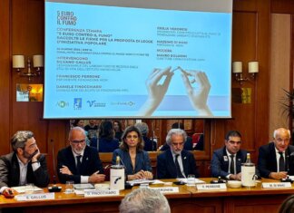 Fumo, gli oncologi: “52mile firme per aumentare di 5 euro costo sigarette, Senato discuta la legge”