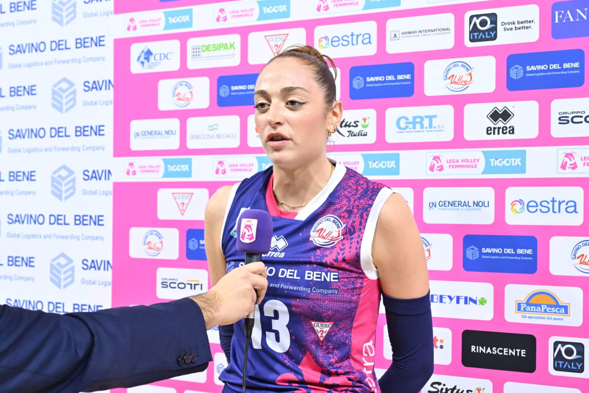 la centrale emma graziani per il terzo anno di fila in maglia savino del bene da Corrieretoscano.it la centrale emma graziani per il terzo anno di fila in maglia savino del bene