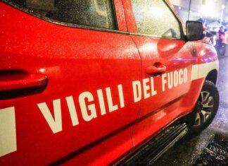 Incendio alla ditta di stoccaggio rifiuti di Migliarino, tavolo tecnico in Regione: attesa per le analisi