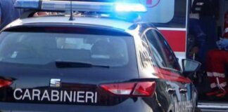 Milano, si dà fuoco nella sua auto: è gravissimo
