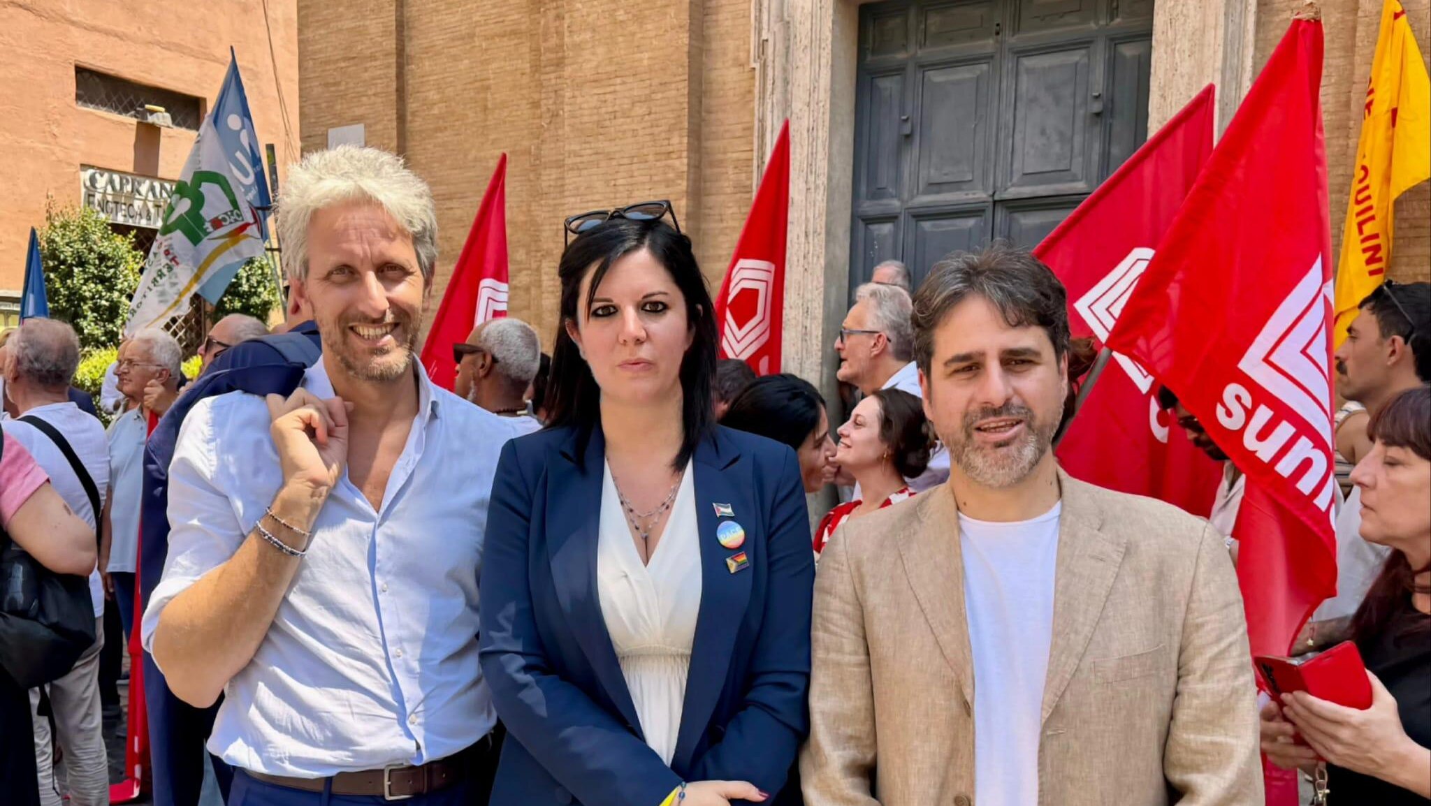 decreto casa la toscana in piazza a roma mancano i fondi per le case popolari e gli aiuti per gli affitti da Corrieretoscano.it decreto casa la toscana in piazza a roma mancano i fondi per le case popolari e gli aiuti per gli affitti